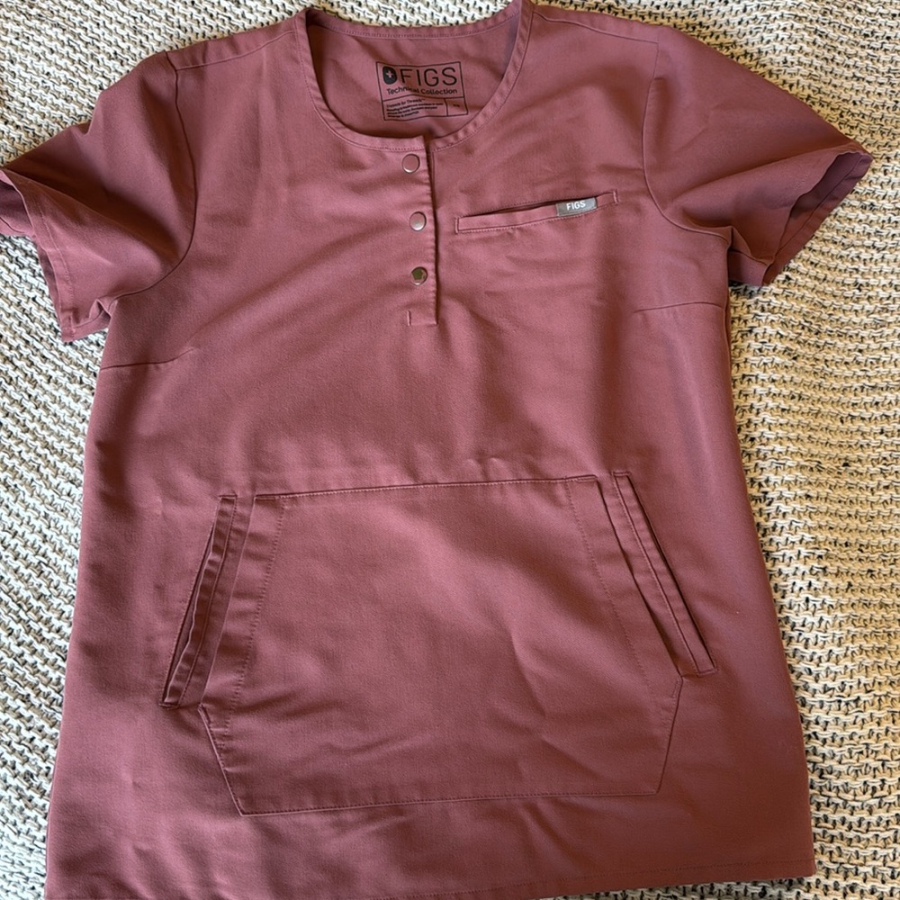 FIGS Mauve scrubs top